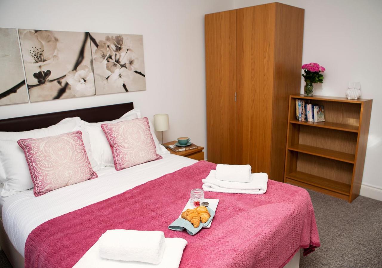 Apt 2, Trafalgar Square 2Nd Floor By Indigo Flats 런던 외부 사진